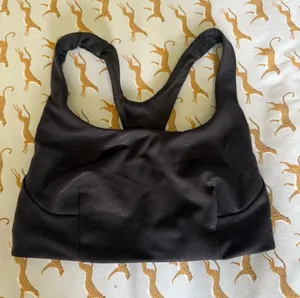 Lululemon bra thumbnail 1