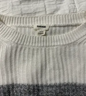 Garage The Belle Sweater thumbnail 4