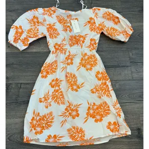 Women's Floral Orange Knee Length Dress Size XS V-Neck 3/4 Sleeve Casual‎ thumbnail 5