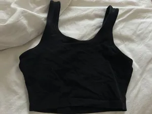 Simple Black Crop Top Size M thumbnail 2
