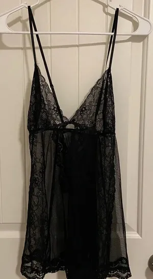 EUC | Women’s lace lingerie‎ top — under bust 34.5” thumbnail 1