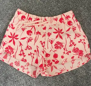 The North Face Hiking Shorts thumbnail 1