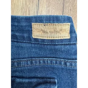 Levi's Classic Bootcut Jeans Women 16M Dark Wash Stretch Flattering Everyday Den thumbnail 5
