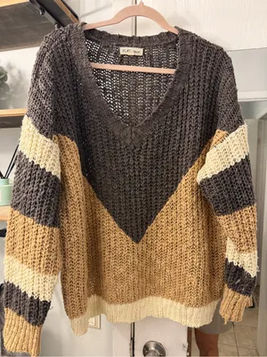 MACARON V-Neck Colorblock Sweater in Brown, Tan & Cream thumbnail 1