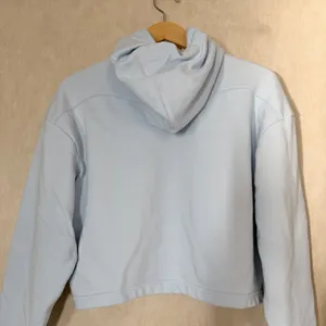 Hoka One One Women’s Pullover Hoodie Sweatshirt Crop Thumbholes in Blue S thumbnail 5