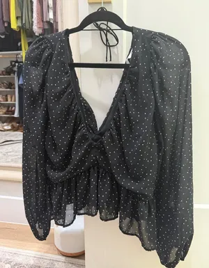 H&M Black Blouse with White Polka Dots and V-Neck thumbnail 1