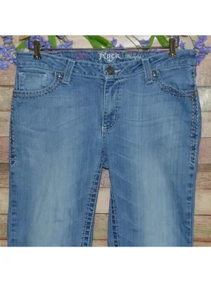 Wrangler Rock 47 Blue Jeans Low Rise Embroidered Western Size 34”x 27” Short thumbnail 2