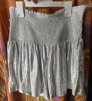 Silver party shorts Size L thumbnail 1