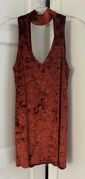 Cut-Out Boutique Dress thumbnail 1