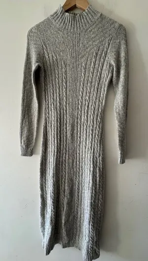 Tahari Gray Mock‎ Neck Cable Sweater Midi Dress thumbnail 1