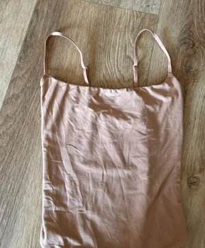 SKIMS Fits Everybody Thong Bodysuit thumbnail 3