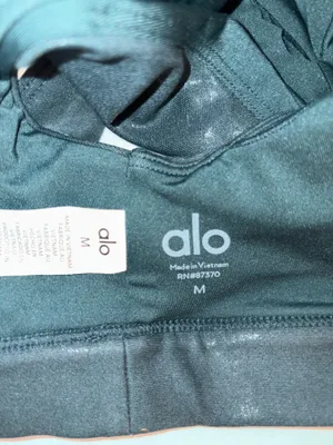 Alo Yoga Super Shine Flash Padded Green Sports Bra thumbnail 3