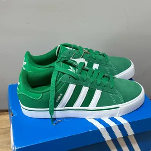 Adidas‎ Campus ADV Green Suede Gum Sole Sneakers NIB 8.5 thumbnail 4