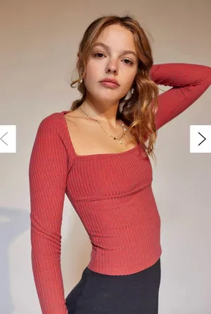 Urban Outfitters Top thumbnail 1