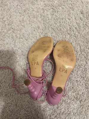 LPA heels thumbnail 4