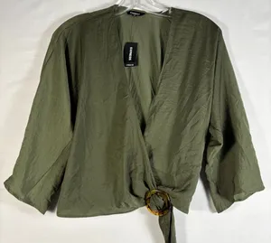 Express‎ womens wrap shirt green cropped at waist XS NWT thumbnail 1