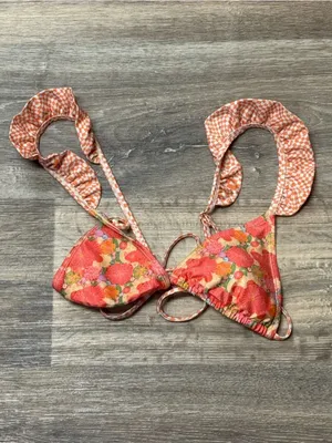 Strawberry Milk Mob Floral Print Ruffled Triangle Bikini Top Women’s Medium thumbnail 3