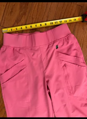 Climate Right by Cuddl Duds Pink Scrub Joggers - size Small. Pockets in front that includes 2 additional pockets. Gently warn & excellent condition. Measurements approximately 13” waist x 11” rise x 39” long. Non-smoking home. priced to sell at as is condition. Don’t like my price, make reasonable offer! And thank you for checking my closet. thumbnail 4