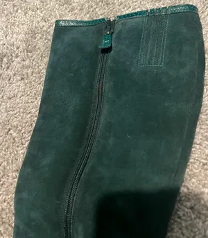 Ann Taylor Green Suede Velvet Leather Pointed Toe Heels Boots Knee High Booties thumbnail 3