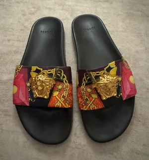 Medusa head slides Multiple Size 9 thumbnail 1