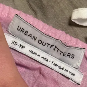 Urban Outfitters Coco Tie Shoulder Peplum Lace Trimmed Top Pink XS thumbnail 4