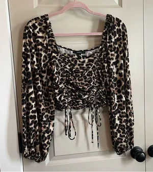 Forever 21 Cheetah Print top thumbnail 1