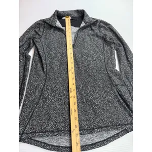 Lululemon Athletica quarter Zip Pullover Long Sleeve Top Womens‎ Black Pattern 4 thumbnail 2