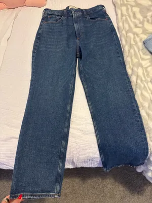 Abercrombie Ankle Straight Ultra High-Rise thumbnail 1