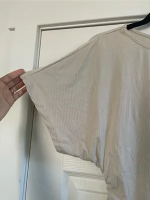 NWT Women’s OGL Short Sleeve Draped Ruched Tee Top Beige Size M thumbnail 7