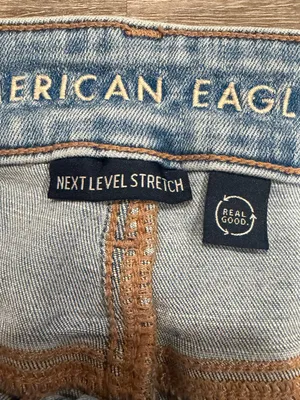 American Eagle Women’s High Rise Skinny Kick Jeans Light Wash Size 8 *Hemmed* thumbnail 5