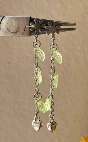 Handmade Kawaii fairy whimsical boho style heart & leaf chain dangle earrings ⭐️🍃🌀 thumbnail 5