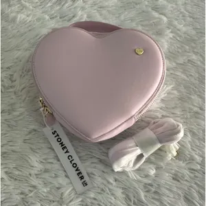 NWT Stoney Clover Lane heart-shaped Lilac Crossbody Bag Handbag thumbnail 5