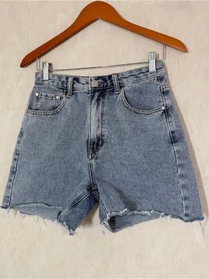 Petal & Pup Women’s High Rise Denim Shorts 4” Raw Hem in Medium Wash 4 thumbnail 2