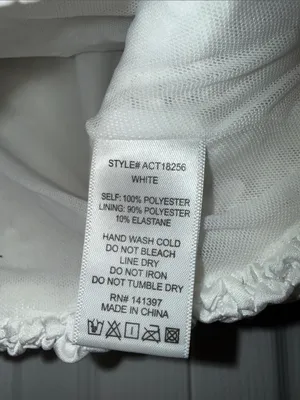 Astr White Textured Bustier Crop Top with Underwire thumbnail 5