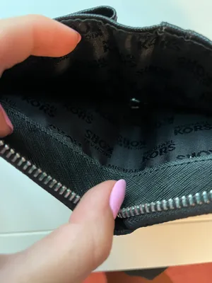 Michael Kors Wallet thumbnail 3