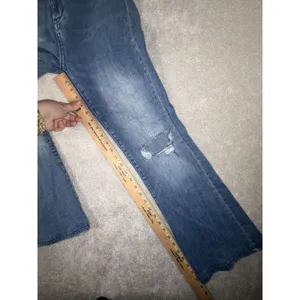 Pilcro The Icon Flare Jeans 29 Medium Blue Denim High Rise Anthropologie Distres thumbnail 10