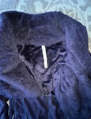 Lululemon Off The Mat Jacket size 6 purple thumbnail 5