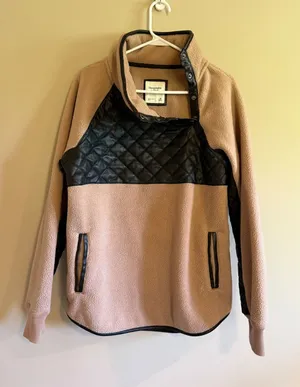 Abercrombie & Fitch Sherpa Fleece Pullover Quilted Faux Leather Snap‎ Neck Tan M thumbnail 1