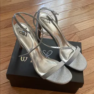 Windsor Silver Glitter Heels Strappy Size 8 Prom Party Evening Wedding thumbnail 1