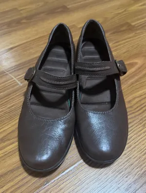 Easy Spirit Brown Leather Mary Jane Comfort Shoes Size 7 thumbnail 1