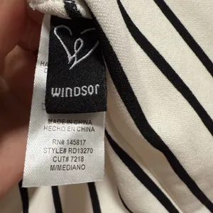 Windsor Mini Dress Womens Medium White Excellent Striped Cutout‎ Bodycon thumbnail 4