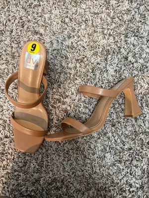 Dolce Vita Nude/Tan Double-Strap Square-Toe Heels NWOB thumbnail 2