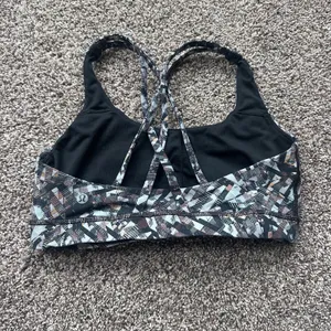 Lululemon sports bra thumbnail 2
