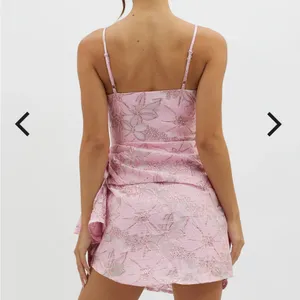 Selfie Leslie Sterling Gathered Waist Embroidery Mini Dress in Pink Size Large thumbnail 3