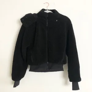 Alo Yoga Foxy Sherpa Jacket Black S thumbnail 2