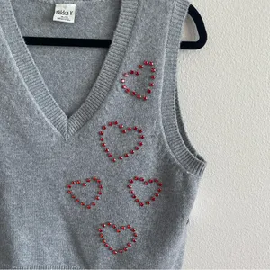 Gray Knit Vest with Red Heart Accents Size XL thumbnail 2