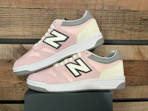 Pink and white New Balance thumbnail 1