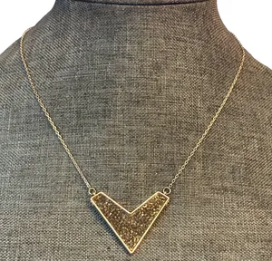 Jessica Simpson Gravel Chevron Necklace thumbnail 1