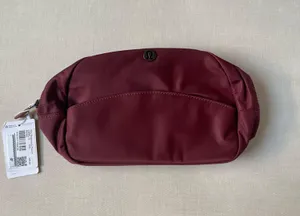 Lululemon City Essentials Pouch 4L - Rockwood thumbnail 1