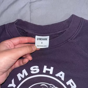 Gymshark Legacy Crop Sweatshirt thumbnail 5